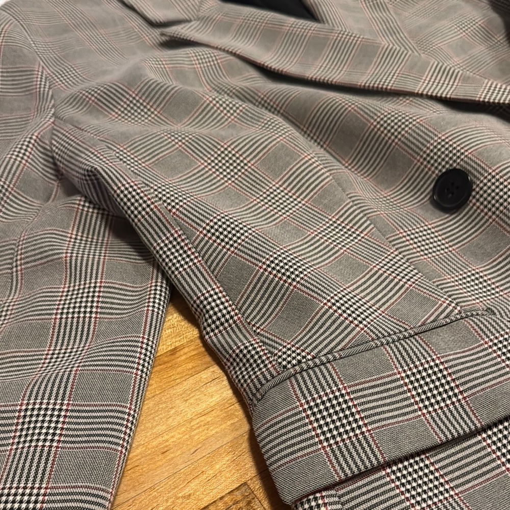 The Limited Women's Gray Checkered Blazer 12 - Picture 6 of 6